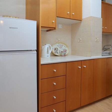 Cozy Holiday Apartment In Larnaca Near Foinikoudes エクステリア 写真