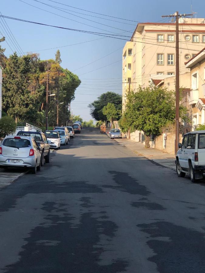 Cozy Holiday Apartment In Larnaca Near Foinikoudes エクステリア 写真